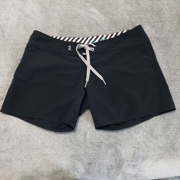 Volcom Shorts - Picture 1 of 7